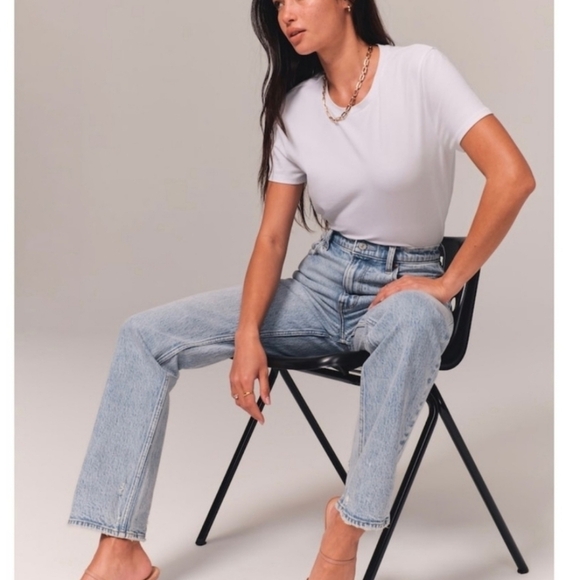 Abercrombie And Fitch The 90's Slim Straight Ultra High Waist Jeans Size 31 - Picture 2 of 7